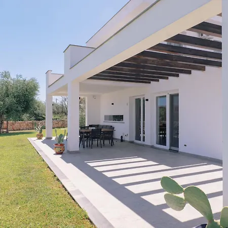 Mennuli E Mari - Sicily *