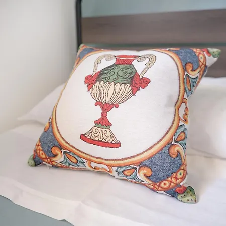 Mennuli E Mari - Sicily *